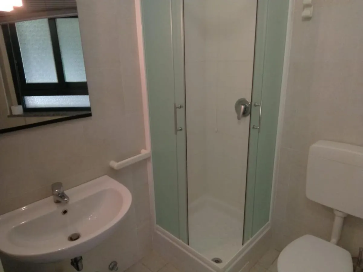 La Cordata Accommodation - Brodolini 24 Cinisello Balsamo 0*,  Italia